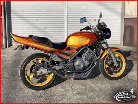 カスタムペイントバイク旧車,カワサキゼファー,レインボー塗装,キャンディーフレーク塗装