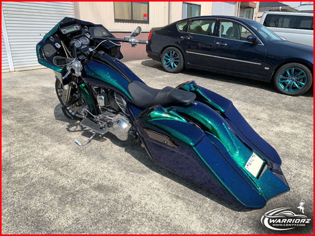 カスタムペイントハーレー,バガーキット ,カメレオンフレーク塗装,マジックフレーク,バガーカスタム
