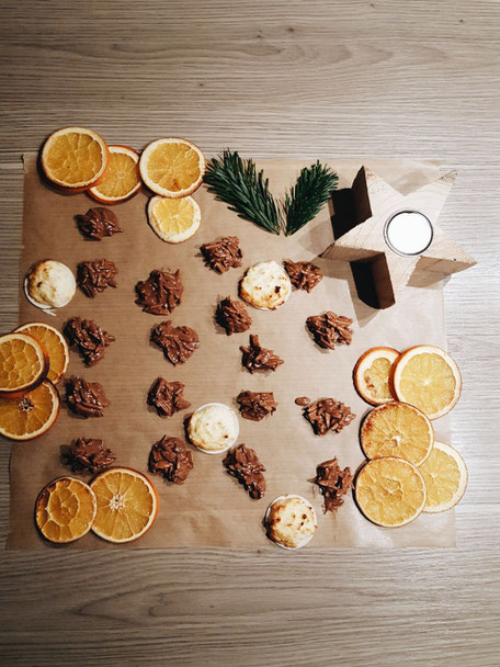 Kokosmakronen, Mandelsplitter, Weihnachtsbäckerei, backen