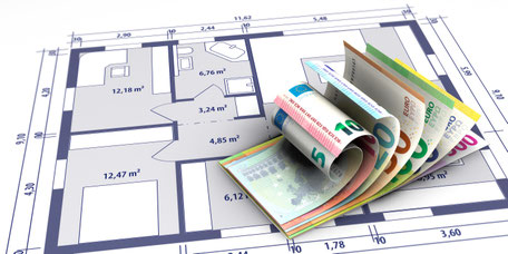 KfW-Häuser_01: Der Umwelt etwas Gutes tun und bares Geld sparen - das klappt bei Bau oder der Sanierung eines KfW-Effizienzhauses (https://www.shutterstock.com/de/image-illustration/3d-illustration-construction-costs-plan-euro-1546223204)