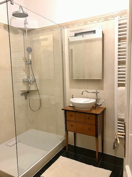 Badezimmeridee Art Deco Nostalgie