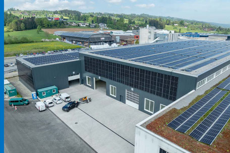 Referenzobjekt PV Anlagen Industriehallen, Hochdorf