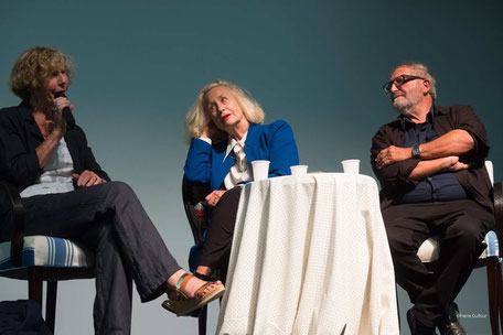 Françoise Dupouy, Brigitte Fossey et Jean Serroy, lors du débat avec les adhérents du Ciné-club du Bassin, le 20 septembre à Arès. Photos Pierre Duffour