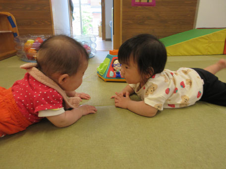 「わらうとまけよ あっぷっぷ!!」