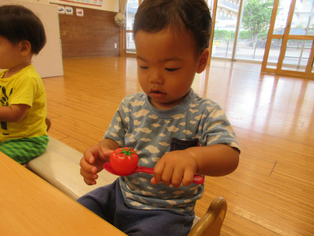 「トマトだー」