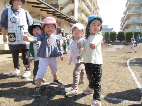 「かけっこのれんしゅう!!」