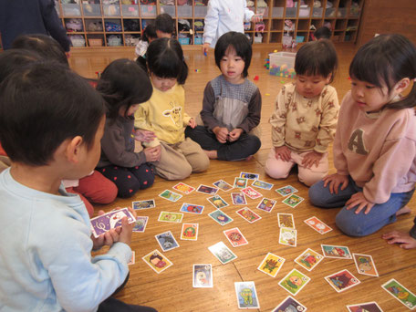 かるた取り「真剣勝負‼」