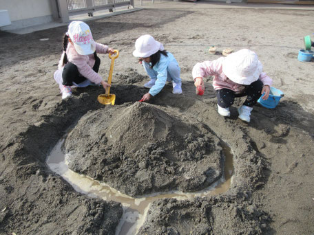 「こんなに大きな水路ができた！」