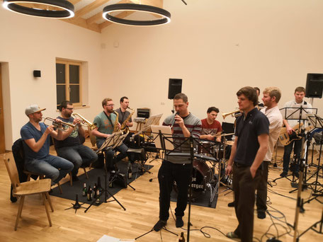 Bandprobe im neuen Musikheim. Bildrechte Junge Hinterberger
