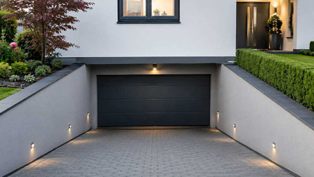 Reinigung Garageneinfahrt. Kovie Gebäudereinigung Überlingen