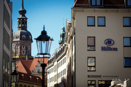 Hochzeitsfotograf Dresden, Hochzeit in Dresden, Hochzeitsfotos Dresden, Hochzeit Dresden Fotograf, Hilten Dresden Hochzeit, Hochzeit im Hilton Dresden, Hilton Hotel, Hilton Dresden