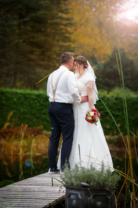 Hochzeitsfotograf Dresden, Hochzeit in Dresden, Heiraten in Dresden, Hochzeit Heidemühle Karsdorf, Hochzeit Heidemühle Rabenau, Hochzeit Wellnesshotel, Hochzeit Naturhotel Heidemühle, Standesamt Kreischa Bus, Hochzeit in Kreischa, Heiraten im Oldtimer,