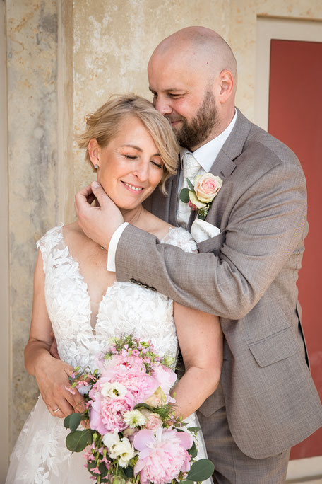 Hochzeit im Lingnerschloss Dresden - perfekter Ort für romantische Hochzeitsfotos in Dresden