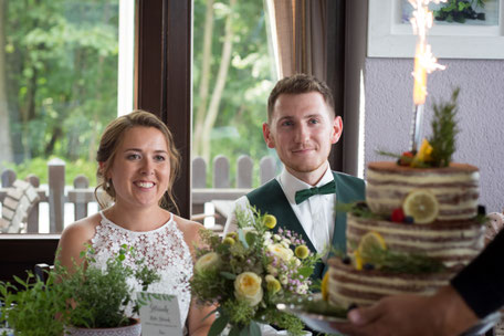 Hochzeitsfotograf Dresden, Hochzeitsfotograf Neustadt Sachsen, Hochjzeit Götzinger Höhe Neustadt, Hochzeit Neustadt Sachsen, Hochzeitslocation Götzinger Höhe, Vintage Hochzeit Dresden