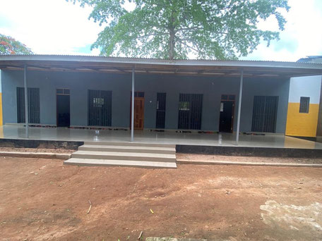 Gebäude des neuen Kindergartens in Kilimahewa.