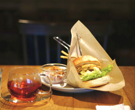 パン屋食堂PUT