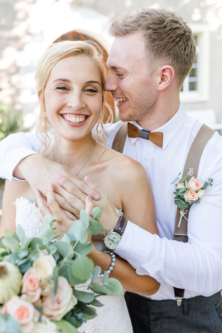 Die Freie Trauung in Osnabrück, holt Euch Hochzeitsinspirationen für die Hochzeitsplanung auf www.philosophylove.de Freie Trauungen und Hochzeitsreden in Osnabrück, Hamburg und Düsseldorf, Haus Marck Mecklenburger Land