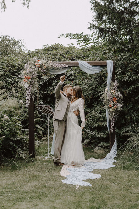 Die Freie Trauung in Osnabrück, holt Euch Hochzeitsinspirationen für die Hochzeitsplanung auf www.philosophylove.de Freie Trauungen und Hochzeitsreden in Osnabrück, Hamburg und Düsseldorf, Haus Brink