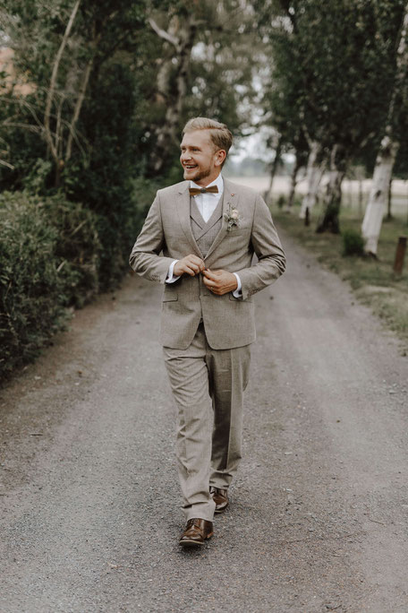 Die Freie Trauung in Osnabrück, holt Euch Hochzeitsinspirationen für die Hochzeitsplanung auf www.philosophylove.de Freie Trauungen und Hochzeitsreden in Osnabrück, Hamburg und Düsseldorf, Haus Brink
