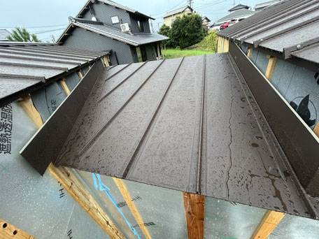 屋根ガルバリウム鋼板仕様の画像