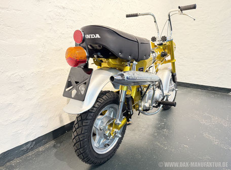 Honda Dax ST50