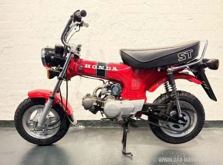 Honda Dax ST50