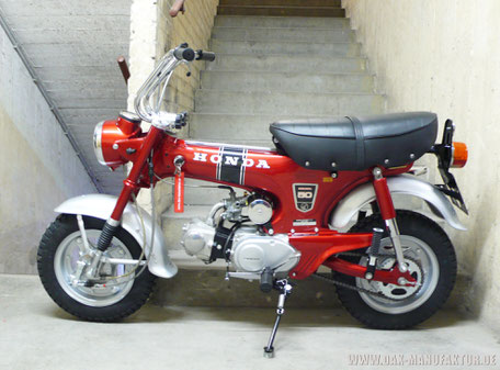 Honda Dax ST50