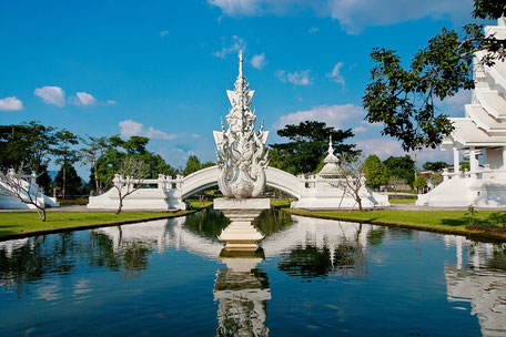 Gartenanlage Weißer Temepel- Wat Rong Khun Chiang rai © mjpics