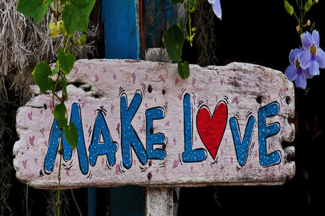 Make-Love-Hippie-Schild-holz-tafel