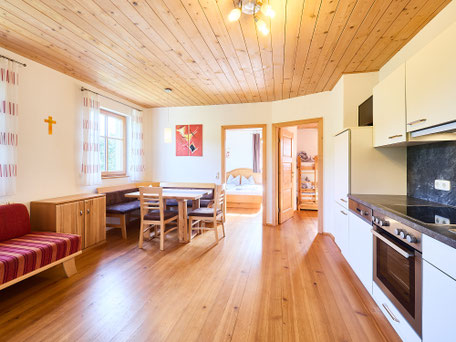Wohnküche Ferienwohnung Morgensonne am Biobauernhof Stadler