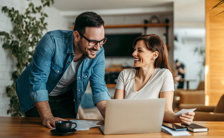 Keyword-Recherche und SEO-Strategie für optimale Google-Platzierungen – gezielte Analyse relevanter Suchbegriffe © SEO-Agentur Astedia