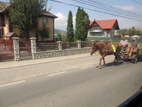 FamilienReiseAbenteuer, Balkan, Russland, Mongolei, Indien, Asien, Eurasien, China, Landkarten, Pamir highway, Karakoram, Grenze, Grenzübergang, Seidenstrasse, Goa, Anjuna, Vagator, Curlies, Ulan Baatar, Ulan Bator, Baikalsee