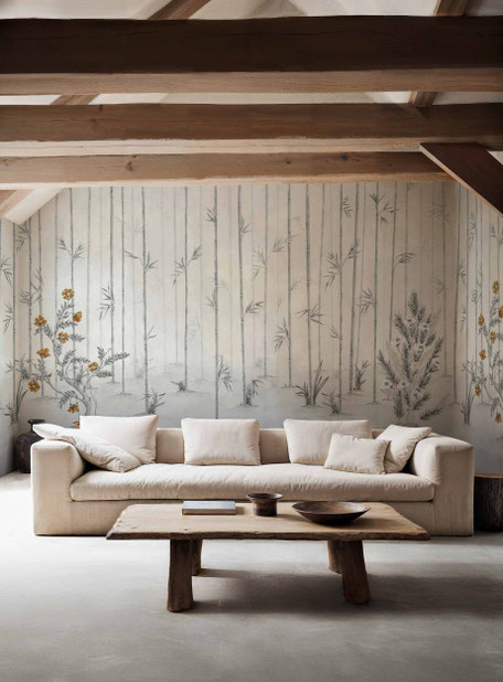 Papier peint panoramique végétal et fleuri pour  une ambiance reposante dans le salon.