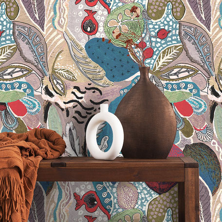 Papier peint panoramique nature Lalie Design pour la décoration murale de cette chambre dans le style bohème chic, romantique chic, près de Sautron.