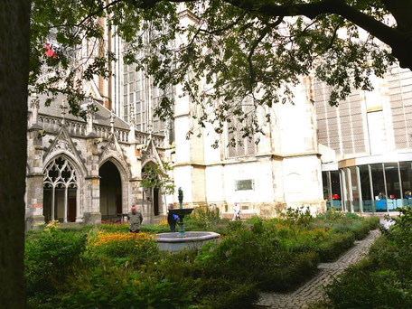 Utrecht Geheimtipps & Tipps: Klostergarten des Doms