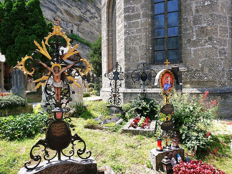 Mozart in Salzburg: Sehenswürdigkeiten & Orte: Malerischer St. Peter Friedhof
