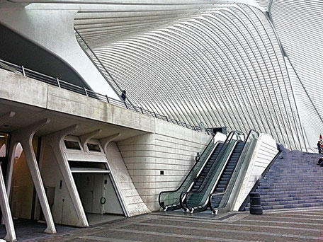 Lüttich Geheimtipps & Tipps: Futuristische Architektur im Bahnhof