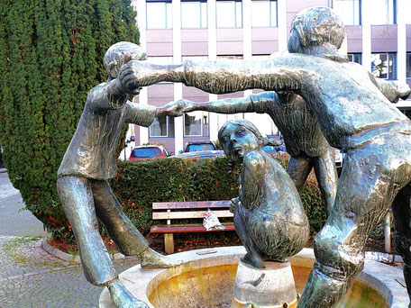 Aachen Insider Tipps: Umstrittener Brunnen Türelüre Lieschen
