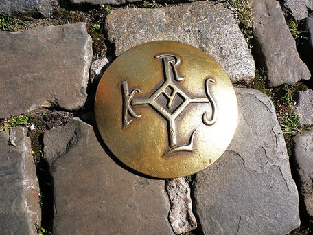 Aachen Insider Tipps: Das Signum Karls des Großen