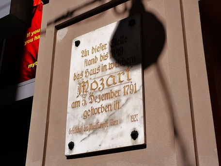 Mozart in Wien: Sehenswürdigkeiten & Orte: Gedenkstelle an der Stelle des Sterbehauses