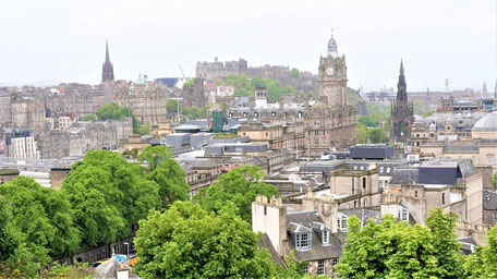 Edinburgh Sehenswürdigkeiten: Blick vom Carlton Hill über die Altstadt