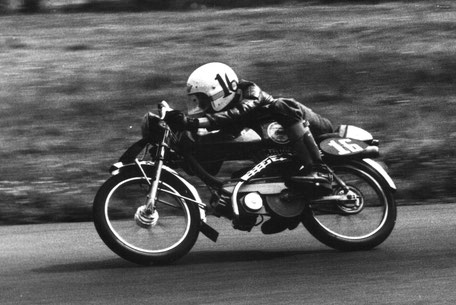 Equipage Chevalier -Braud sur Peugeot TSE n°16  -  24h du Mans cyclo 1977