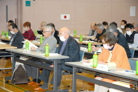 定期総会の出席者