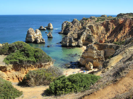 Zerklüftete Küste der Algarve