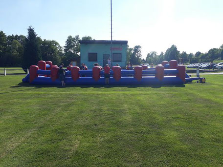 Menschenkicker Human Table Soccer Tischkicker Verleih Eventmodule Fußball Kicker günstig Teamevent mieten Hessen