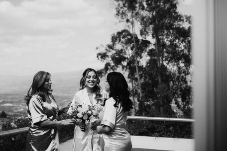 carlos-j-correa-fotografo-bodas-quito-destino-Casa-San-Juan-cumbaya-maquillaje-de-novia
