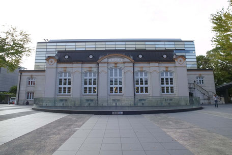 京都府立図書館  写真  / 正面