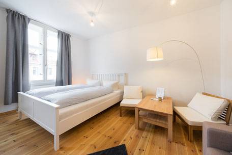 Design Apt. 20 City, Friedrich-Ebert-Str. 18, 1.OG links