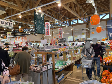 before 商品が密集し、店舗全体が見渡せない状態