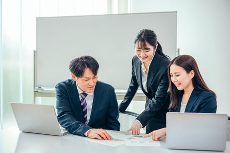 企業のお客様への保険のご紹介